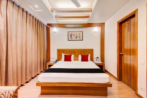 Capital O 36429 Hotel Broadway