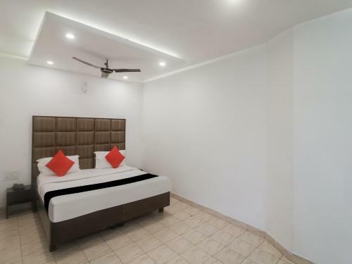 Hotel Oyo 8086 Motel Maurya