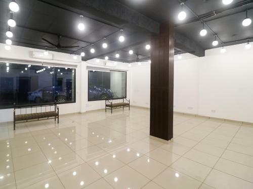 Hotel Oyo 8086 Motel Maurya
