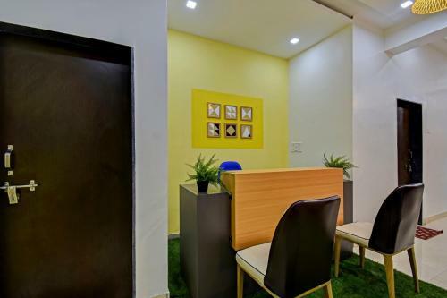 Hostal Oyo Home 78047 Alluring Stay Pimpri