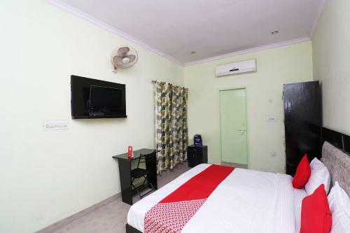 Hotel Oyo Flagship 23686 Ur Guest House