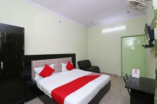 Hotel Oyo Flagship 23686 Ur Guest House