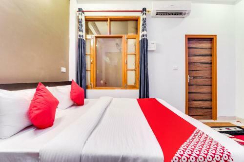 Oyo 61273 Hotel Origin