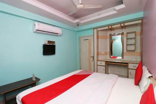 Oyo 2687 Hotel Aradhana