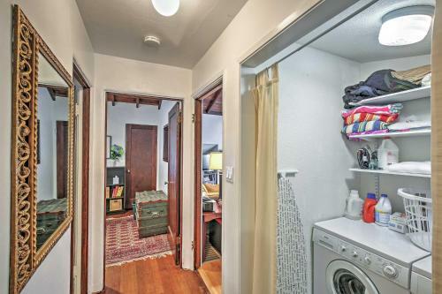 Aptos Cottage With Deck And Views, Only 2 Mi To Beach!
