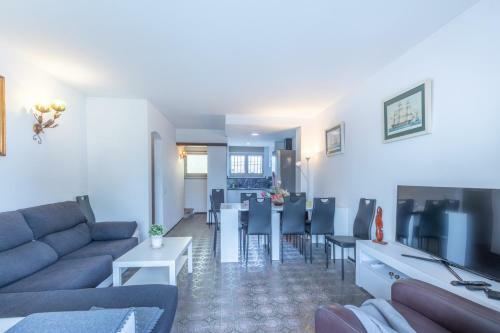 Goldhome - Port Petit