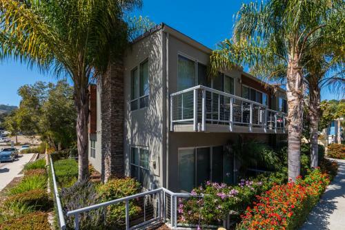 215 San Miguel