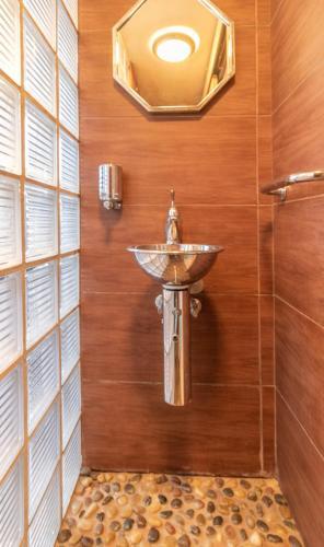 Goldhome - Currican 23