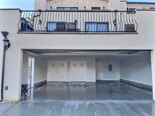 2885abd3-3bdrm Casa Blanca