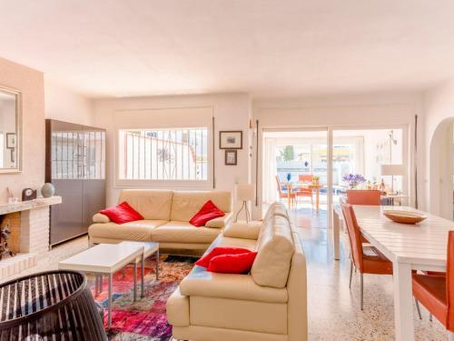 Holiday Home Peni