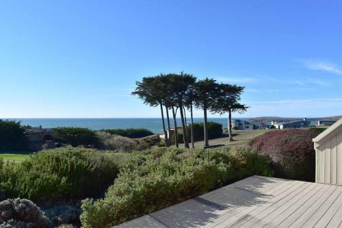 Panorama Ocean & Golf Fairway View