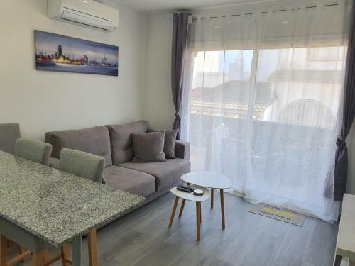 Beautiful Minimalist Apartment In Empuriabrava,spain