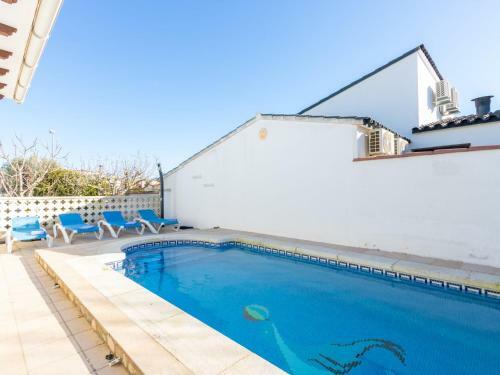 Holiday Home Erbanozi