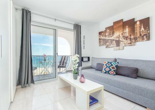 Apartamento Vista Al Mar, Wifi, Centro (kar15)