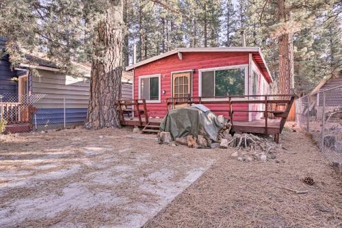 Quaint And Cozy Big Bear Cabin Pets Welcome!