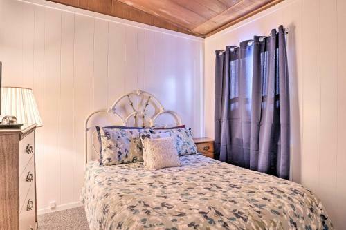 Quaint And Cozy Big Bear Cabin Pets Welcome!