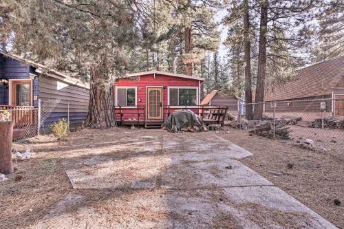 Quaint And Cozy Big Bear Cabin Pets Welcome!