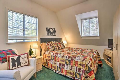 Cozy Cottage With Spacious Yard About 4 Mi To Ski!