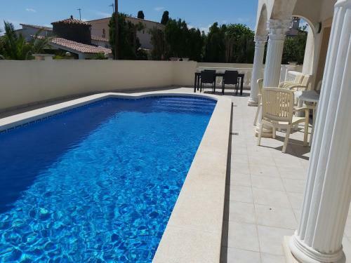 Villa Casa Amb Piscina Privada