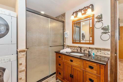 Doormat Vacation Rentals - Pine Rock Cabin