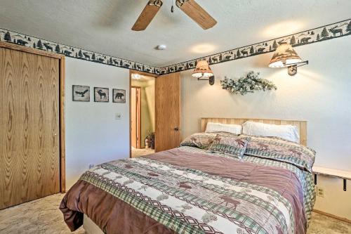 Homely Pet-friendly Abode, 3 Mi To Skiing!