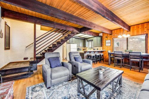 Woody's Bearfoot Cabin