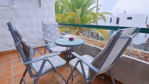 Beach Life 365 Apartment