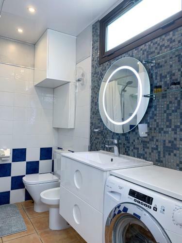 Beach Life 365 Apartment