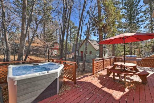 Bear Way Chalet W/hot Tub!
