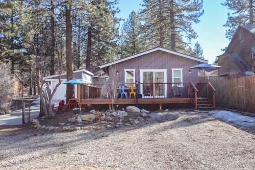 Comet's Cabin Home