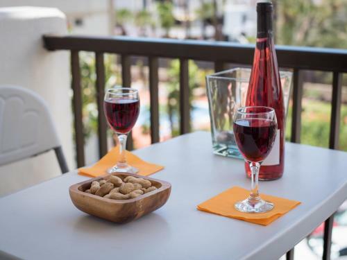 Apartamento 310.great Location In Las Americas, Sea Front!