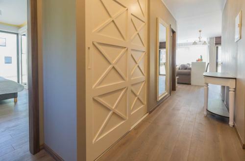 Grand Karusselli Beach Apartment