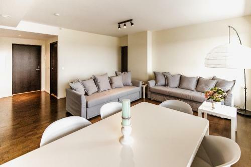Apartamento Aida 7-23