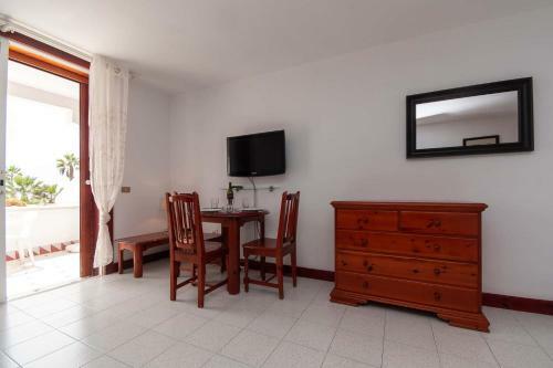 Apartamento Parque Santiago IV 70 - Studio With Sea And Pool View