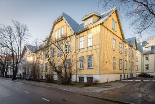 R43 Apartment