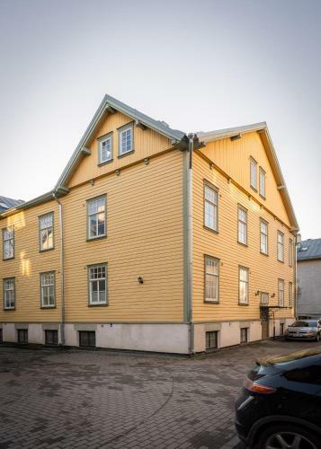 R43 Apartment