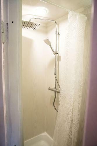 Cozy City Studio Apartment Free Parking