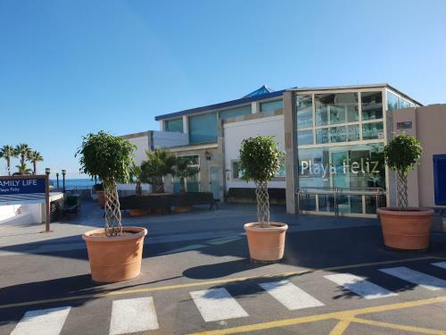 Apartamentos Playa Feliz
