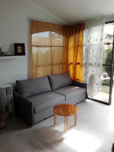 Bungalow Near Yumbo And The Beach