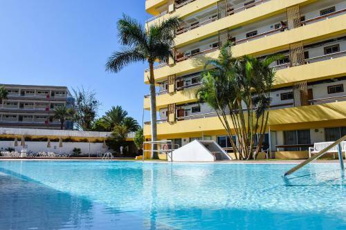 Las Camelias Apartments - B14