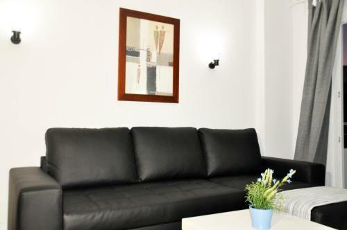 Las Camelias Apartments - B14