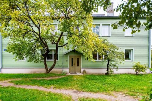 Cozy Apartment Near City Center
