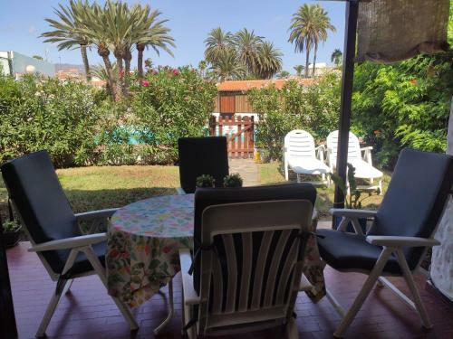 2 Bedroom Bungalow Next Yumbo Center. Free Parking