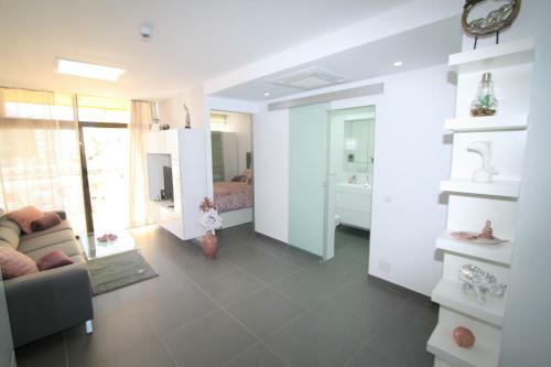 Fantastic Apartment With Sea Views