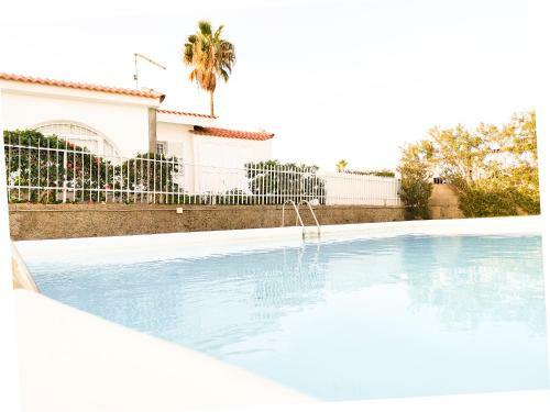 Pretty Terrace House In Maspalomas