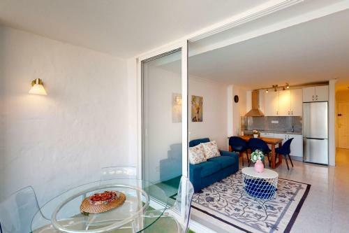 Sunny Apartment Tanife By Yumbo