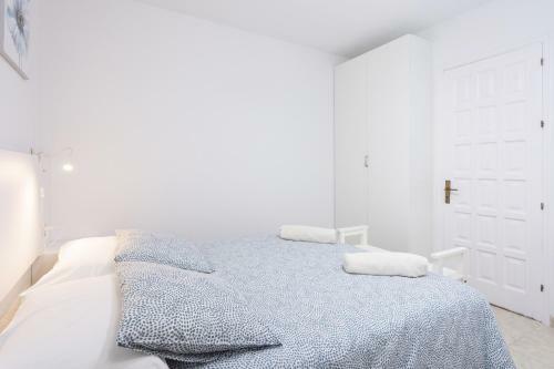 126 Gigantes Cliff Apartment By Sunkeyrents
