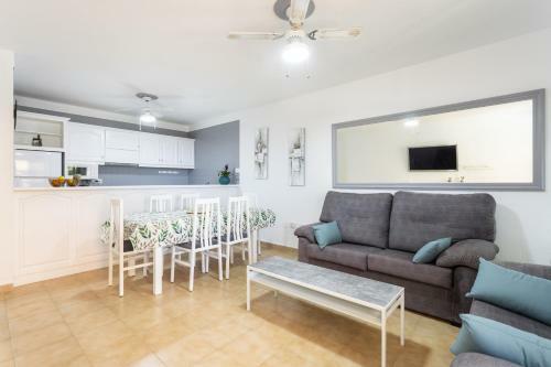 126 Gigantes Cliff Apartment By Sunkeyrents