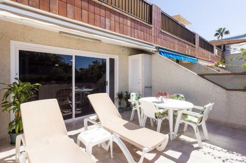 126 Gigantes Cliff Apartment By Sunkeyrents