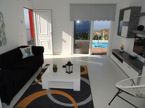 Villas "finca Los Frontones" A & B